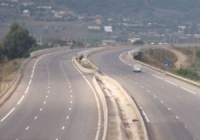 Autopista Este-Oeste Lote Este